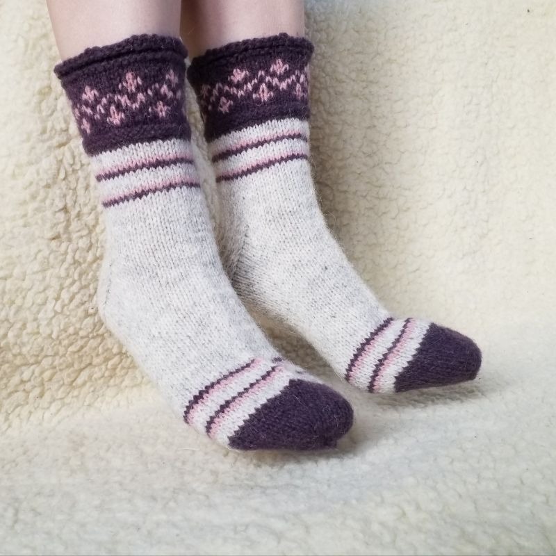 Moteriškos vilnonės kojinės „Izabelė“