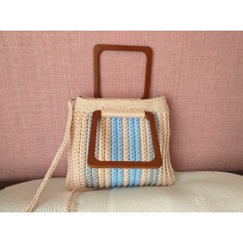 Rankinė nerta  Rankinė nerta