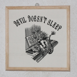 Siuvinėtas paveikslas" "Velniukas"