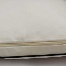 Dekoratyvinė pagalvė " Vištytė ir gaidelis"