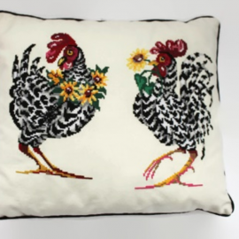 Dekoratyvinė pagalvė " Vištytė ir gaidelis"