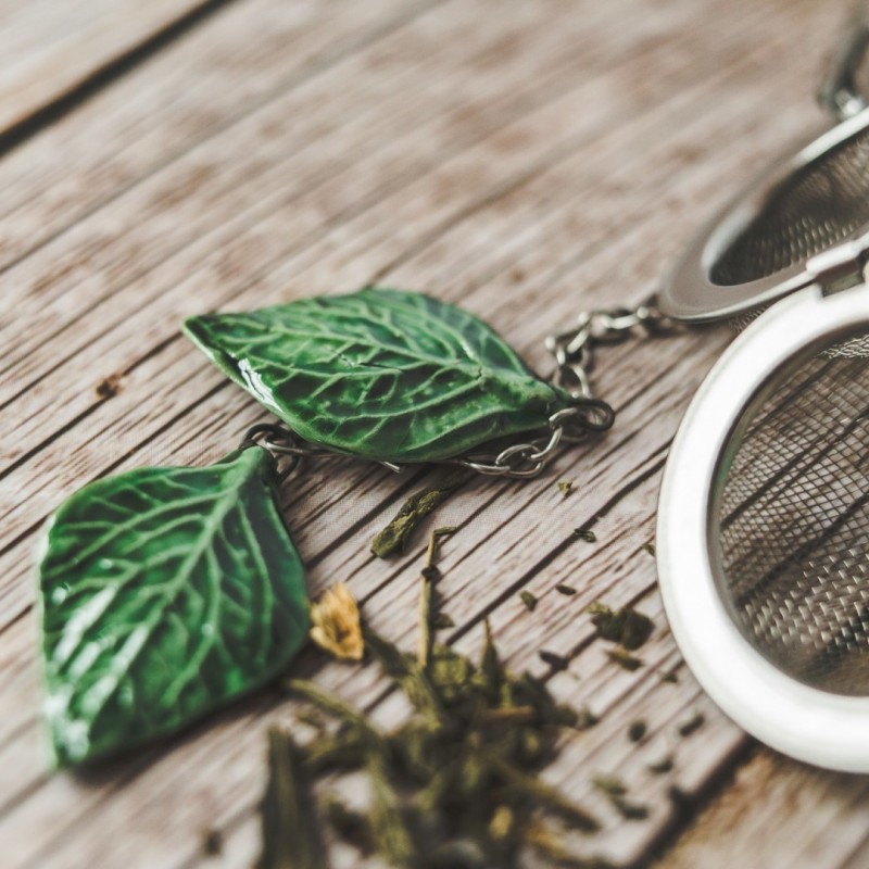 Arbatos sietelis su lapeliais Arbatos sietelis su lapeliais