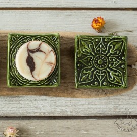 Kvadratinė žalia muilinė