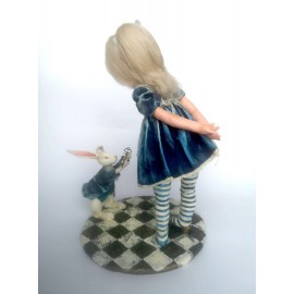 Autorinė lėlė Alisa stebuklų šalyje Autorinė lėlė Alisa stebuklų šalyje