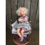 Autorinė lėlė Karalaitė ant žirnio Autorinė lėlė Karalaitė ant žirnio