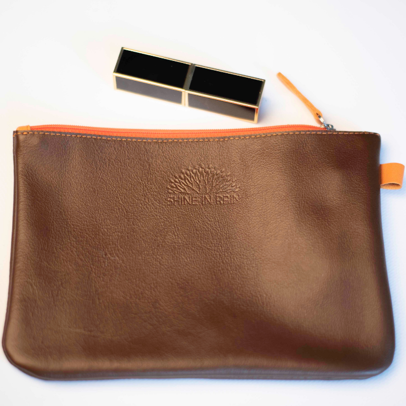 Odinė kosmetinė, odinis dėklas smulkmei  Odinė kosmetinė, odinis dėklas smulkmei