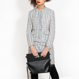 Odinė rankinė nusegamu diržu