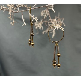 Auskarai daugiakaroliai, XIV a. 