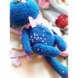 Mažas mėlynas katės žaislas Mažas mėlynas katės žaislas