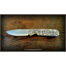 Kolekcinis lenktinis peilis