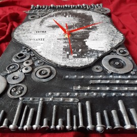 Laikrodis lofto stiliaus „Info Lady“