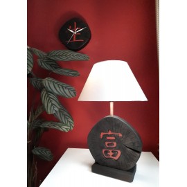 Lempa iš medžio su gaubtu „Turtas“