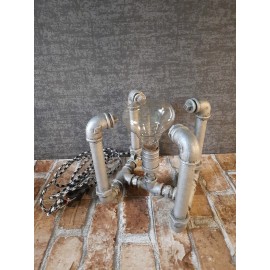 Modernus industrinio stiliaus šviestuvas „Fakelas“