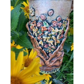 Stiklinė vaza su gėliu dekoru „Senas batas“