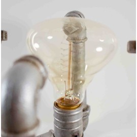 Modernus industrinio stiliaus šviestuvas „Fakelas“