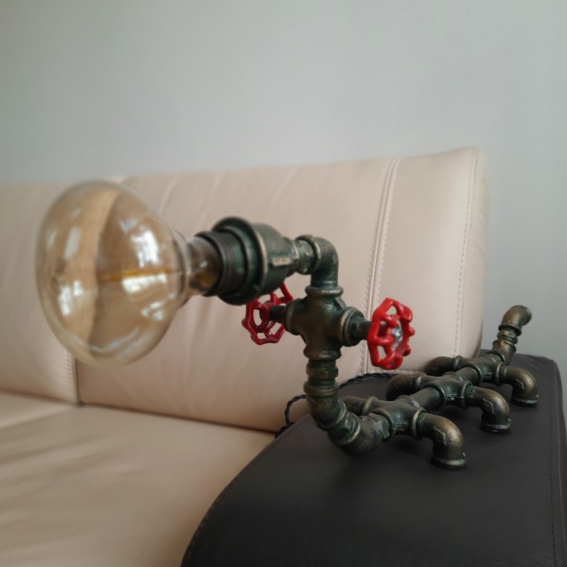 Modernus industrinio stiliaus šviestuvas „Caterpillar“