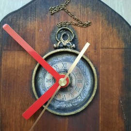 Laikrodis lofto stiliaus „Laiko keliautojo kompasas“ 