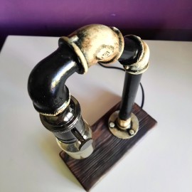 Modernus industrinio stiliaus šviestuvas „Gatvės žibintas“ 