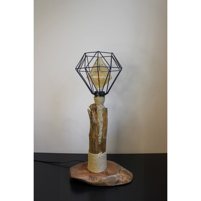 Lempa iš medžio  „Švyturys“ 