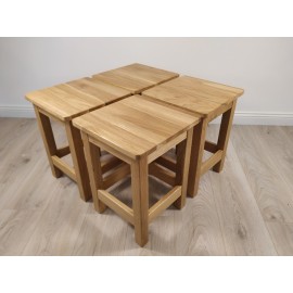 Ąžuolinių pastiprintų taburečių komplektas, 4 vnt.