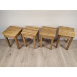 Ąžuolinių taburečių tiesiomis kojomis komplektas, 4 vnt. Ąžuolinių taburečių tiesiomis kojomis komplektas, 4 vnt.