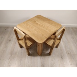 Staliukas ir kėdutės vaikams. Ąžuolinis Staliukas ir kėdutės vaikams. Ąžuolinis