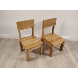 Staliukas ir kėdutės vaikams. Ąžuolinis Staliukas ir kėdutės vaikams. Ąžuolinis