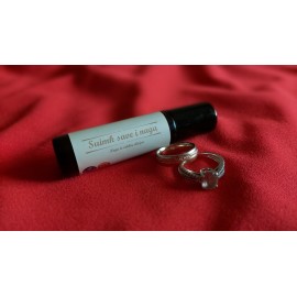 Nagų ir odelių aromaterapinis aliejus SUIMK SAVE Į NAGĄ 
