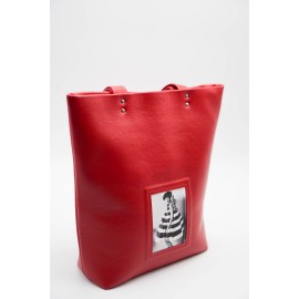 Raudona rankinė | oda