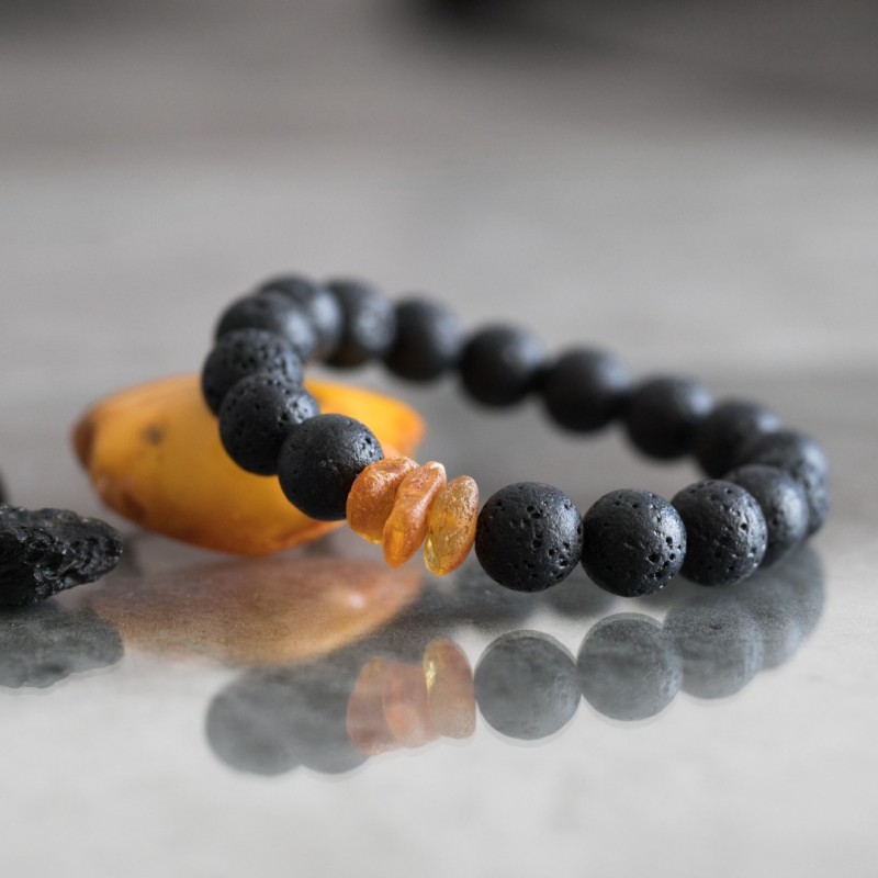 Lavos apyrankė su natūraliu gintaru. Nemokamas siuntimas. 