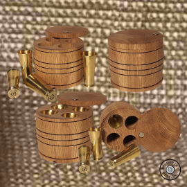 Ąžuolinė bačkutė su 4 X 20 ml taurelėmis
