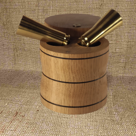 Ąžuolinė bačkutė su 2 X 20 ml taurelėmis