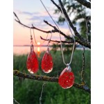 Komplektukas Red Moss - pakabukas ir auskarai su raodonomis samanomis Komplektukas Red Moss - pakabukas ir auskarai su raodonomis samanomis