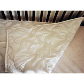 Vaikiška dygsniuota antklodė su 100 proc. alpakų vilnos užpildu, 90 x 120 cm