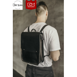 Juoda maža odinė kuprinė moterims