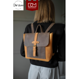 Maža ruda kuprinė moterims