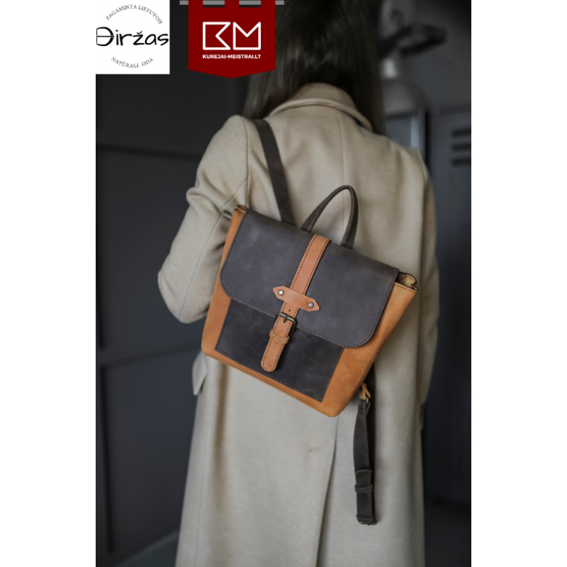 Maža ruda kuprinė moterims