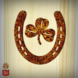 "Pasaga" gintaru inkrustuota pjaustymo lentelė 