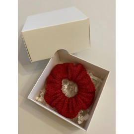 Virbalais megzta plaukų gumytė, raudono vyno spalvos