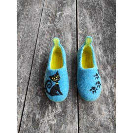 Vaikiškos veltinio šlepetės"Katinėlis"