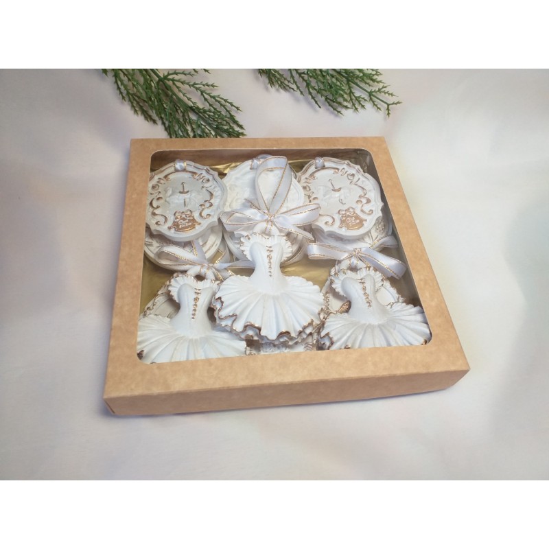 Eglutės žaisliukai arkliukai 6/12 vnt.