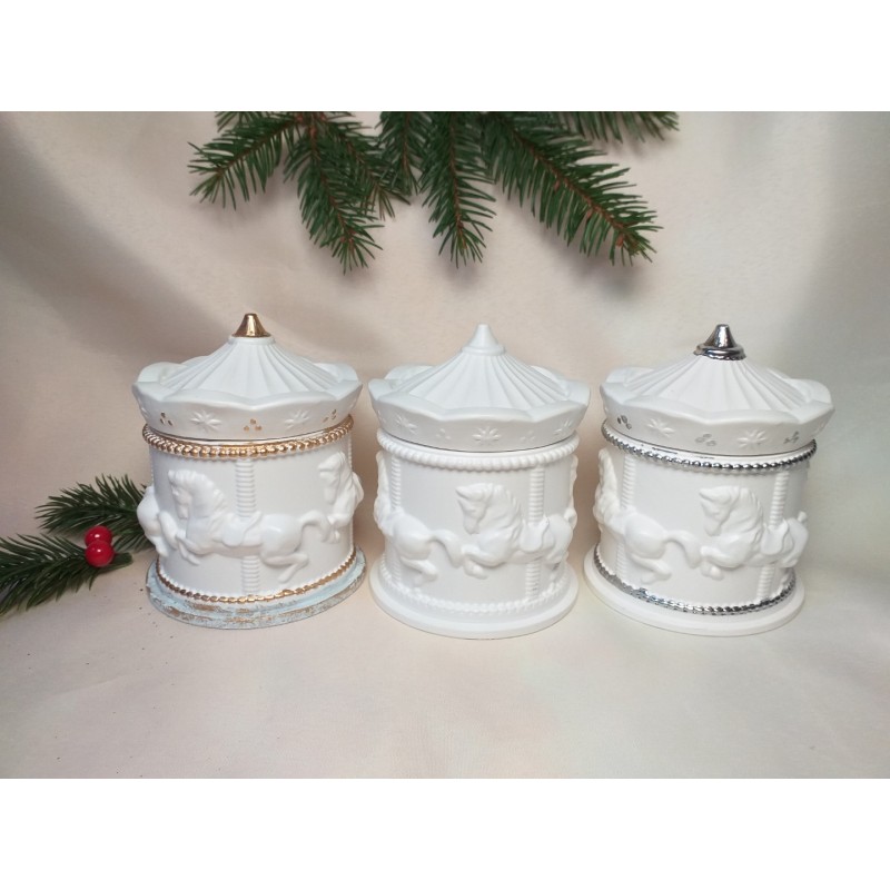 Dovana. Žvakė Karuselė