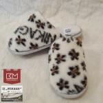 Gėlėtos šlepetės Gėlėtos šlepetės