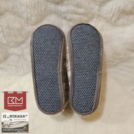 Aukštos drižuotos tapkutės Aukštos drižuotos tapkutės