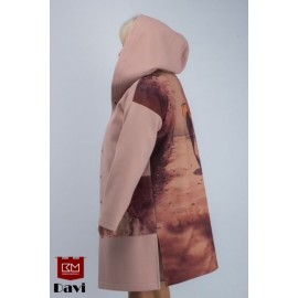 Unikalaus dizaino paltas