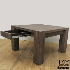 Ąžuolinis kavos staliukas "Sendintas kvadratas"