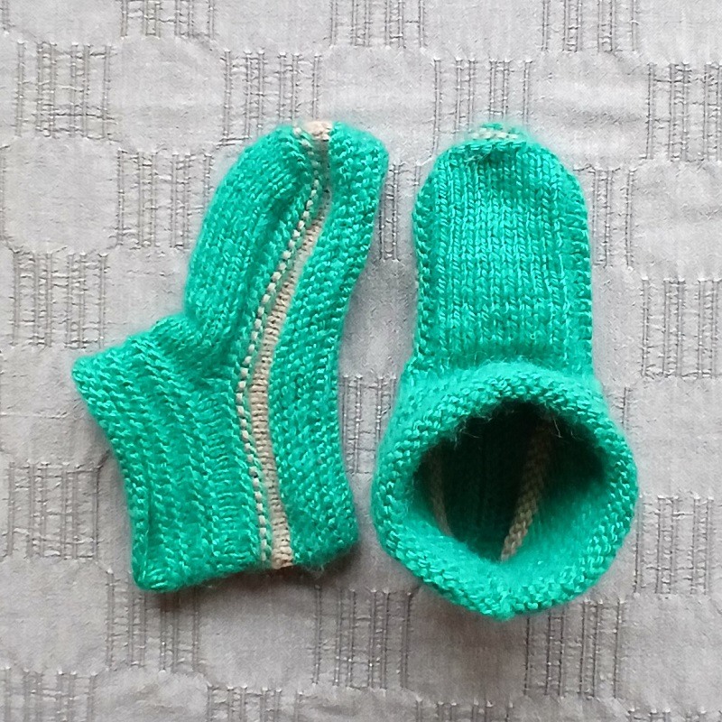 Megztos tapkutės MT5