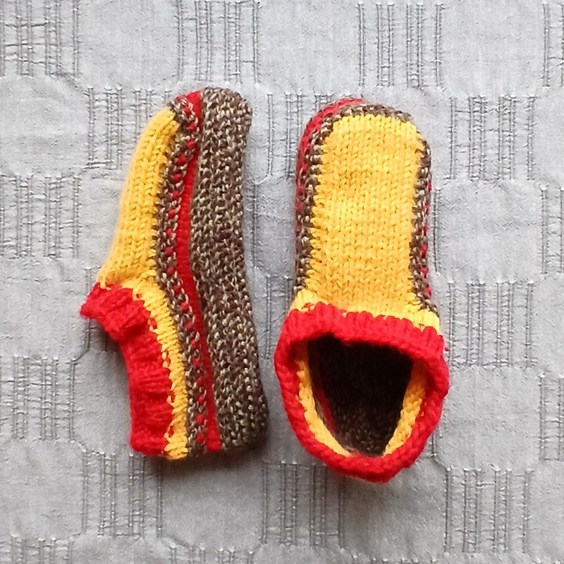 Megztos tapkutės MT6