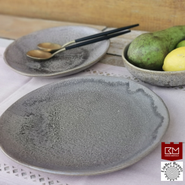 Lėkštė pilkai sidabrinė vidutinio dydžio