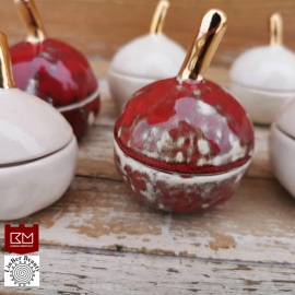 Dėžutė obuoliukas raudonas Dėžutė obuoliukas raudonas